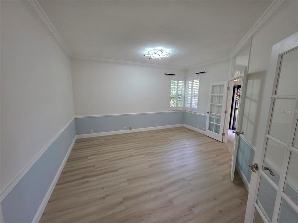 For Sale: $329,900 (2 beds, 2 baths, 1825 Square Feet)