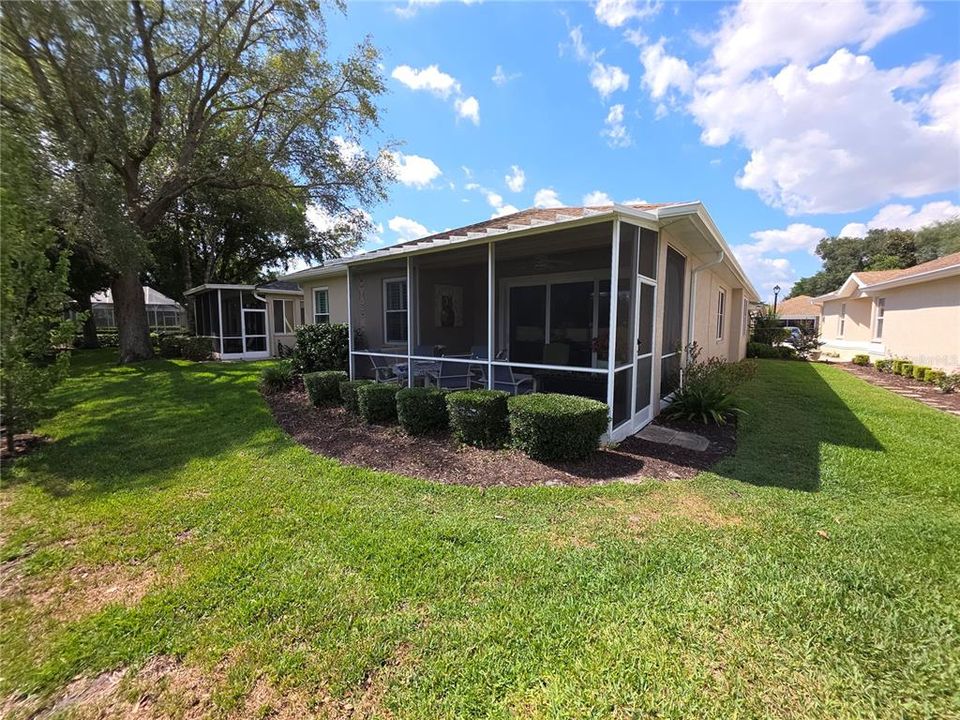 For Sale: $329,900 (2 beds, 2 baths, 1825 Square Feet)