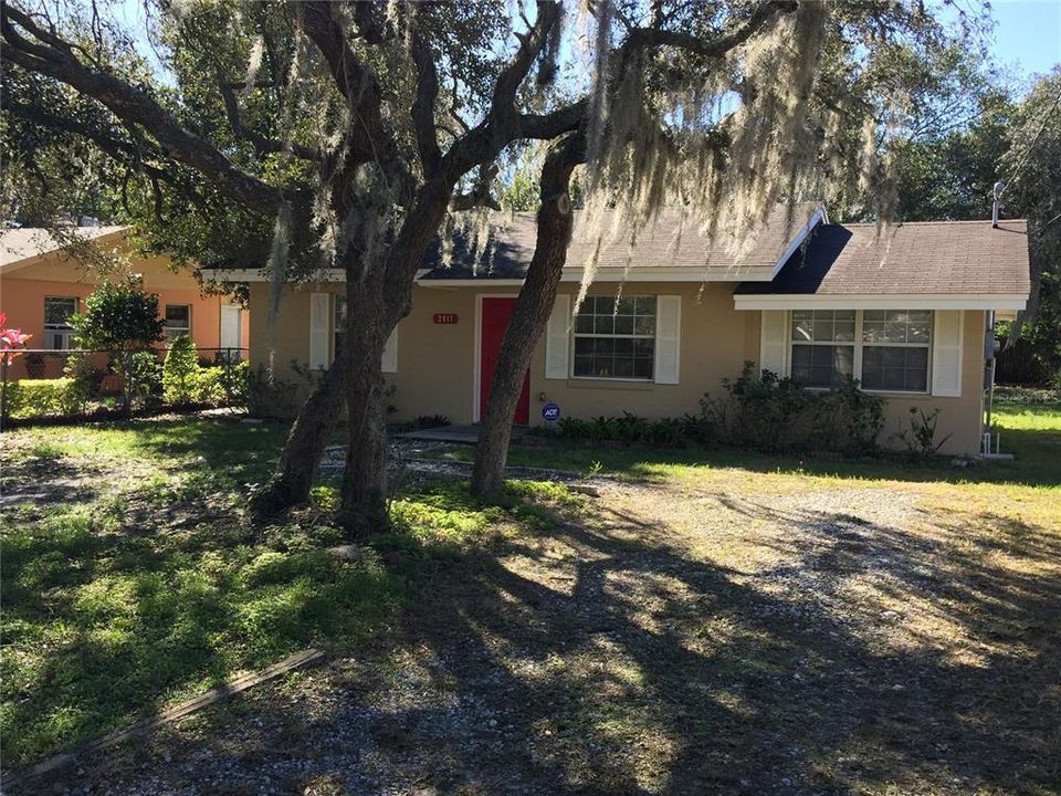 For Rent: $1,395 (3 beds, 1 baths, 798 Square Feet)