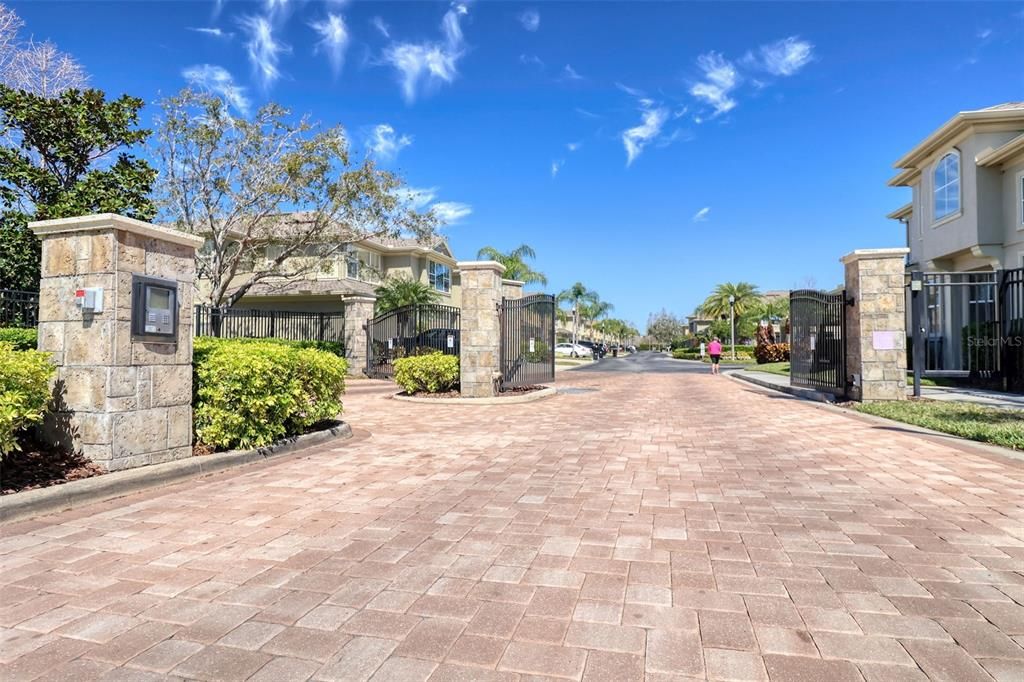 For Rent: $2,500 (2 beds, 2 baths, 1730 Square Feet)