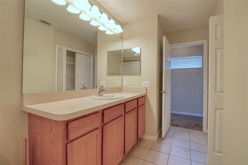 For Rent: $2,500 (2 beds, 2 baths, 1730 Square Feet)