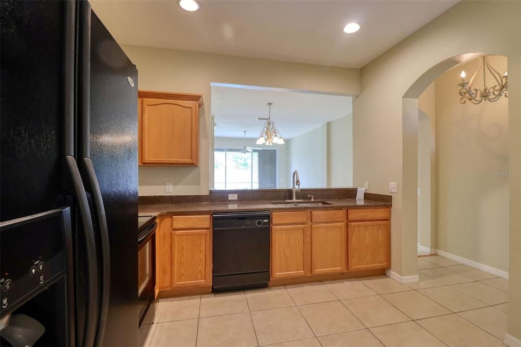 For Rent: $2,500 (2 beds, 2 baths, 1730 Square Feet)