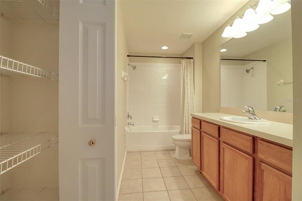 For Rent: $2,500 (2 beds, 2 baths, 1730 Square Feet)