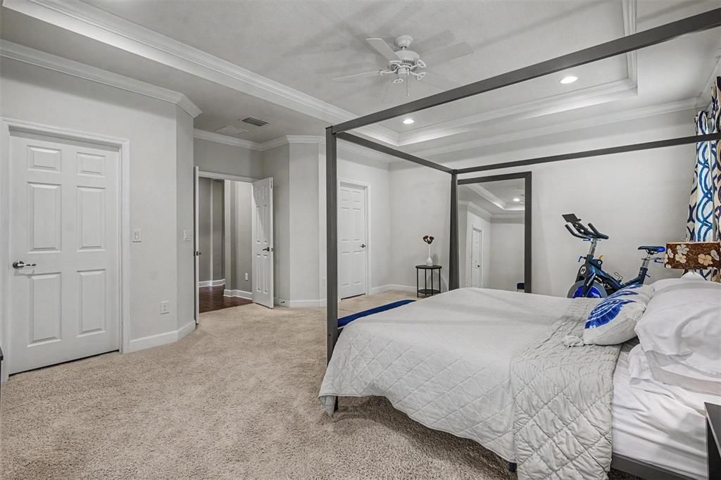 For Sale: $790,000 (4 beds, 3 baths, 3293 Square Feet)