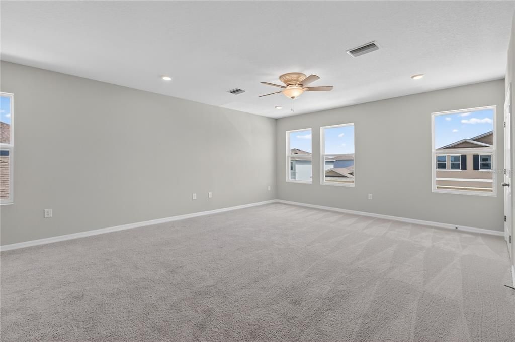 For Sale: $474,000 (4 beds, 3 baths, 2756 Square Feet)
