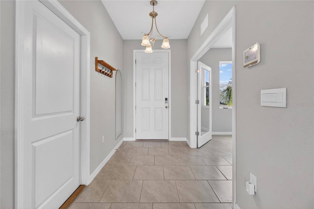 For Sale: $474,000 (4 beds, 3 baths, 2756 Square Feet)