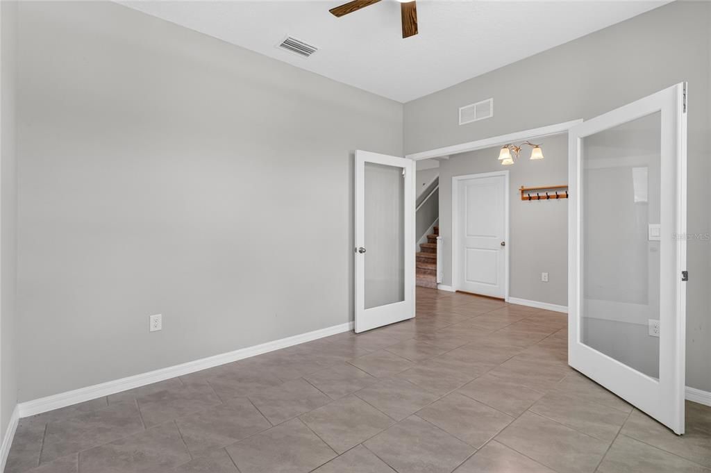 For Sale: $474,000 (4 beds, 3 baths, 2756 Square Feet)