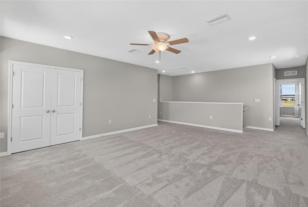 For Sale: $474,000 (4 beds, 3 baths, 2756 Square Feet)