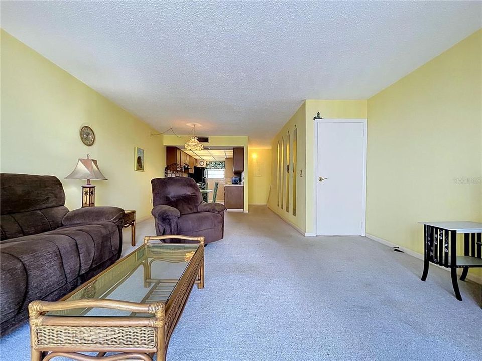 For Sale: $424,900 (2 beds, 2 baths, 1080 Square Feet)