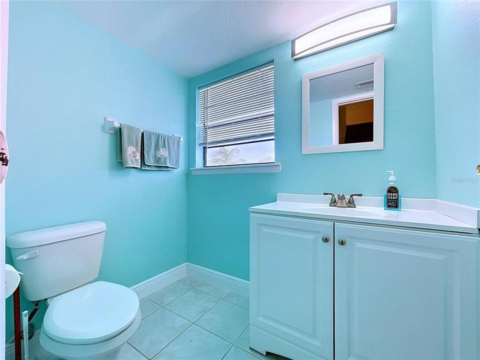 For Sale: $424,900 (2 beds, 2 baths, 1080 Square Feet)
