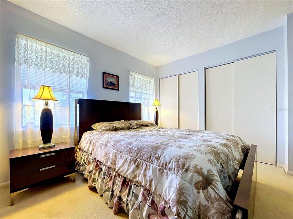 For Sale: $424,900 (2 beds, 2 baths, 1080 Square Feet)
