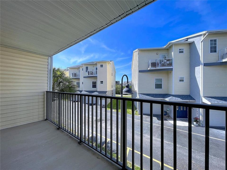 For Sale: $424,900 (2 beds, 2 baths, 1080 Square Feet)
