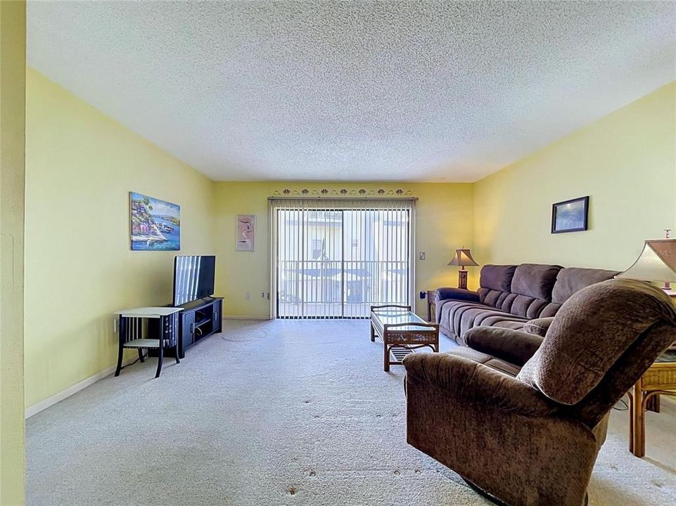 For Sale: $424,900 (2 beds, 2 baths, 1080 Square Feet)