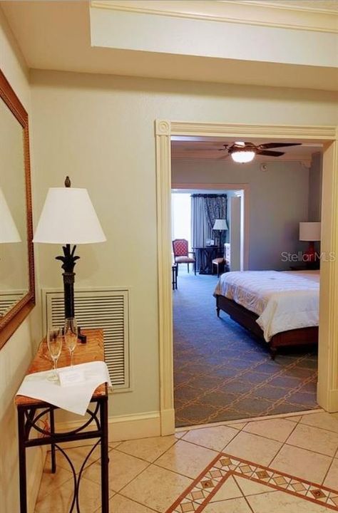 For Sale: $339,000 (1 beds, 1 baths, 678 Square Feet)