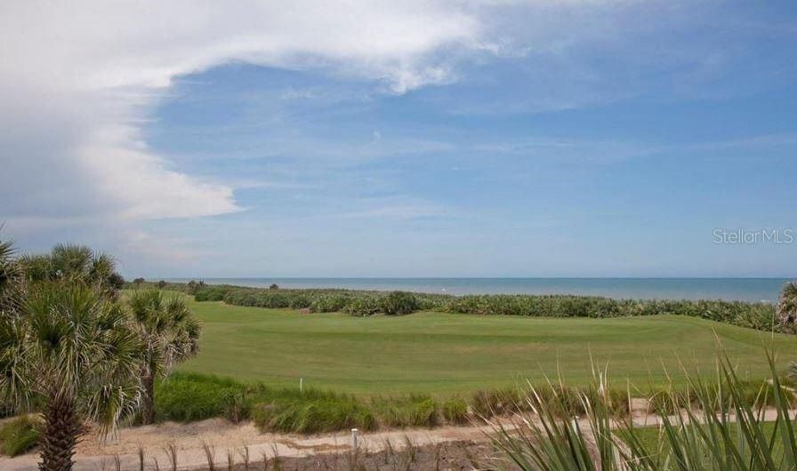 For Sale: $339,000 (1 beds, 1 baths, 678 Square Feet)