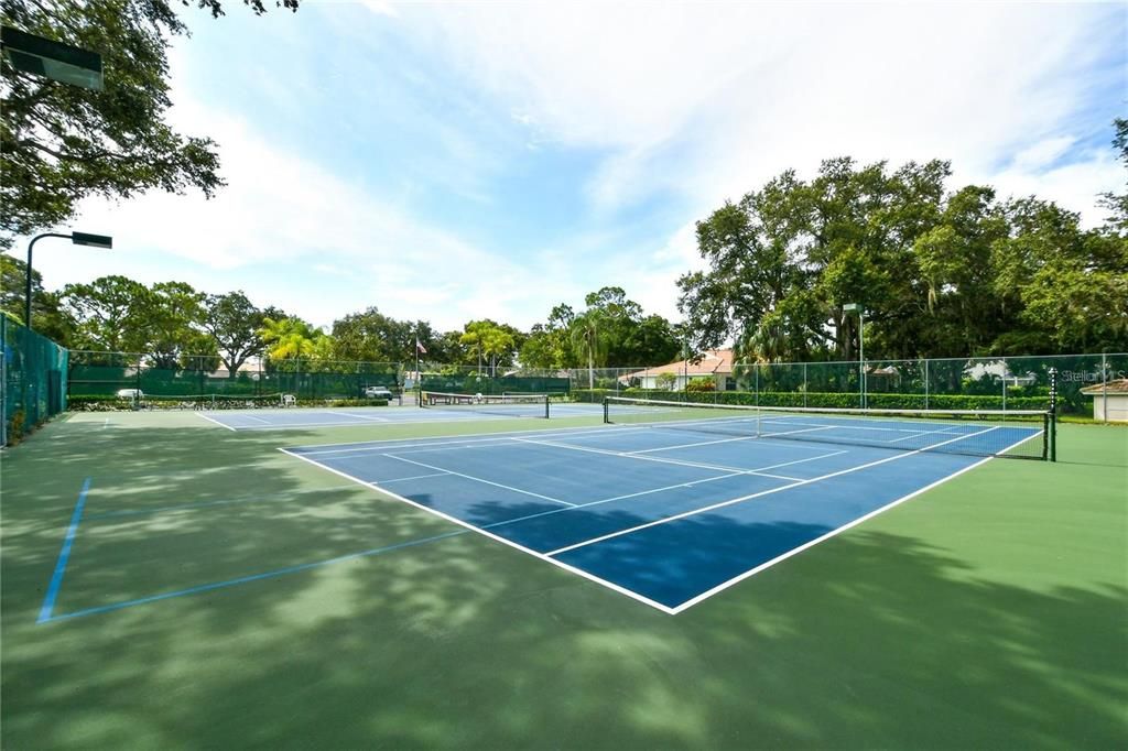 For Sale: $245,000 (2 beds, 2 baths, 1236 Square Feet)