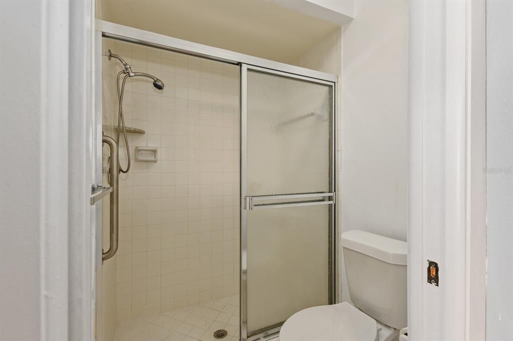 For Sale: $245,000 (2 beds, 2 baths, 1236 Square Feet)