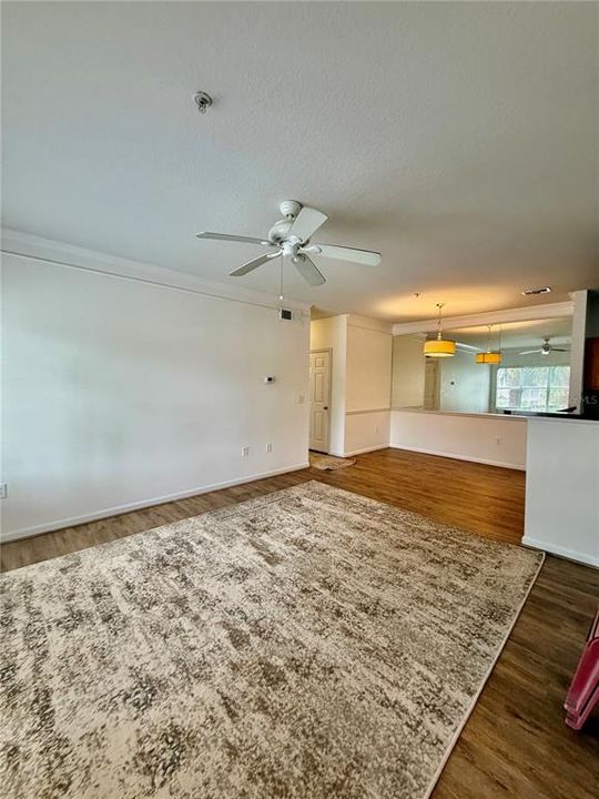 For Rent: $1,500 (2 beds, 2 baths, 1048 Square Feet)