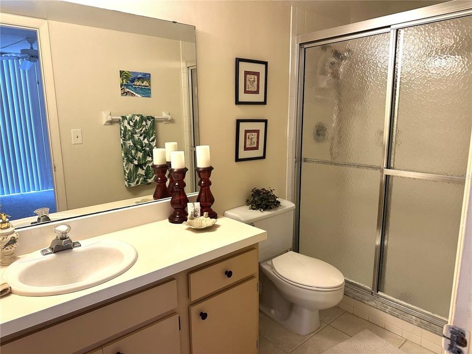 For Sale: $150,000 (2 beds, 2 baths, 940 Square Feet)