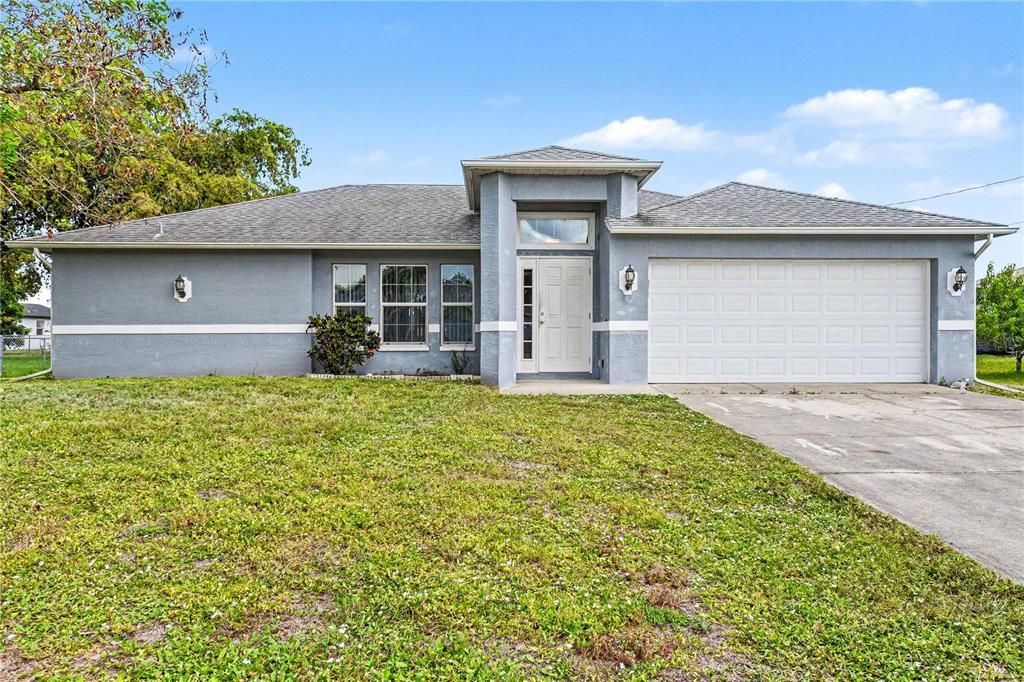 Active With Contract: $224,900 (3 beds, 2 baths, 1506 Square Feet)