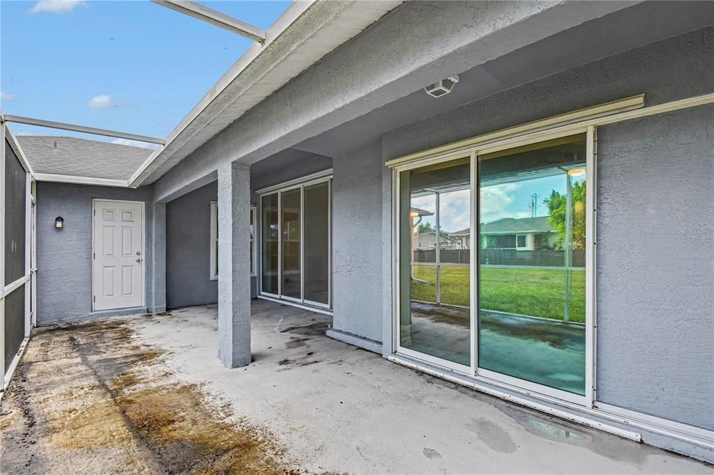 Active With Contract: $224,900 (3 beds, 2 baths, 1506 Square Feet)