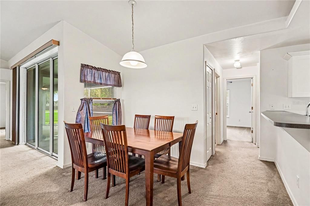 Active With Contract: $224,900 (3 beds, 2 baths, 1506 Square Feet)