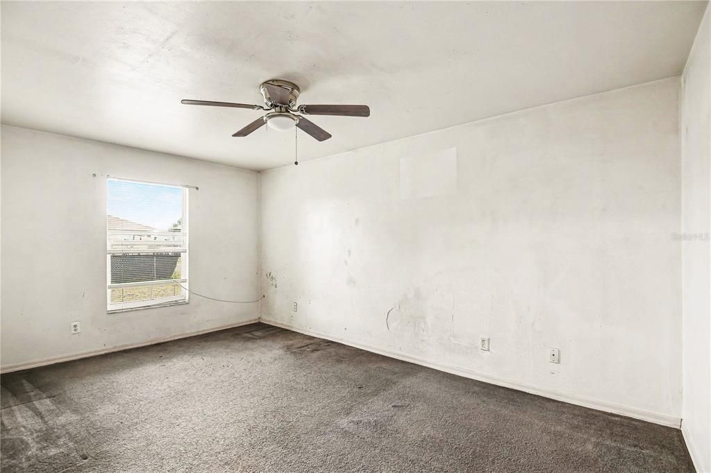 Active With Contract: $224,900 (3 beds, 2 baths, 1506 Square Feet)