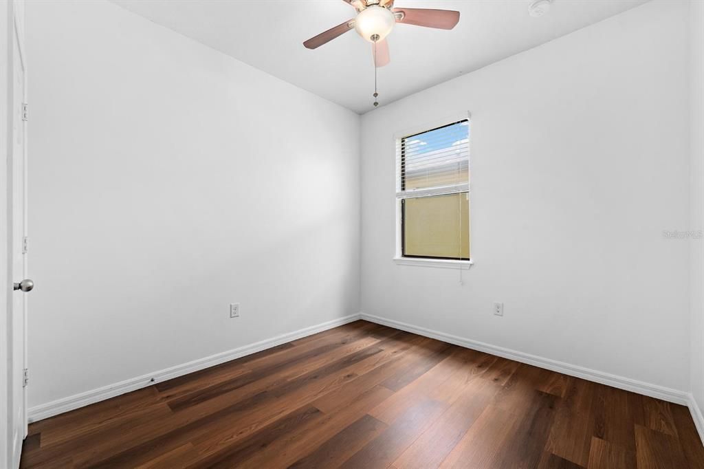 For Sale: $345,000 (3 beds, 2 baths, 1551 Square Feet)