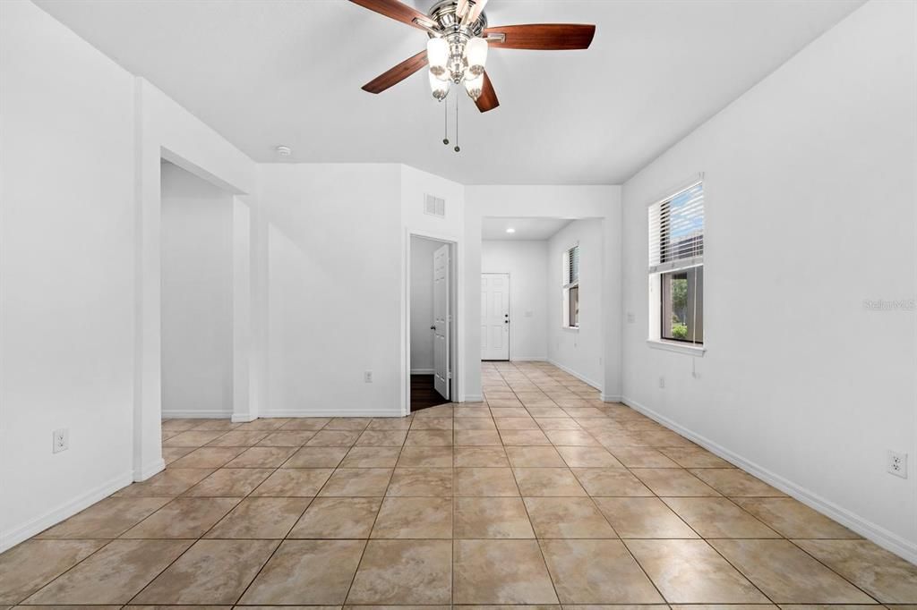 For Sale: $345,000 (3 beds, 2 baths, 1551 Square Feet)
