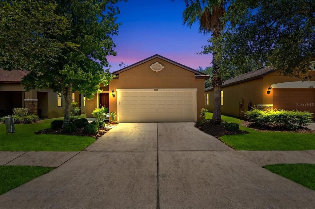 For Sale: $345,000 (3 beds, 2 baths, 1551 Square Feet)