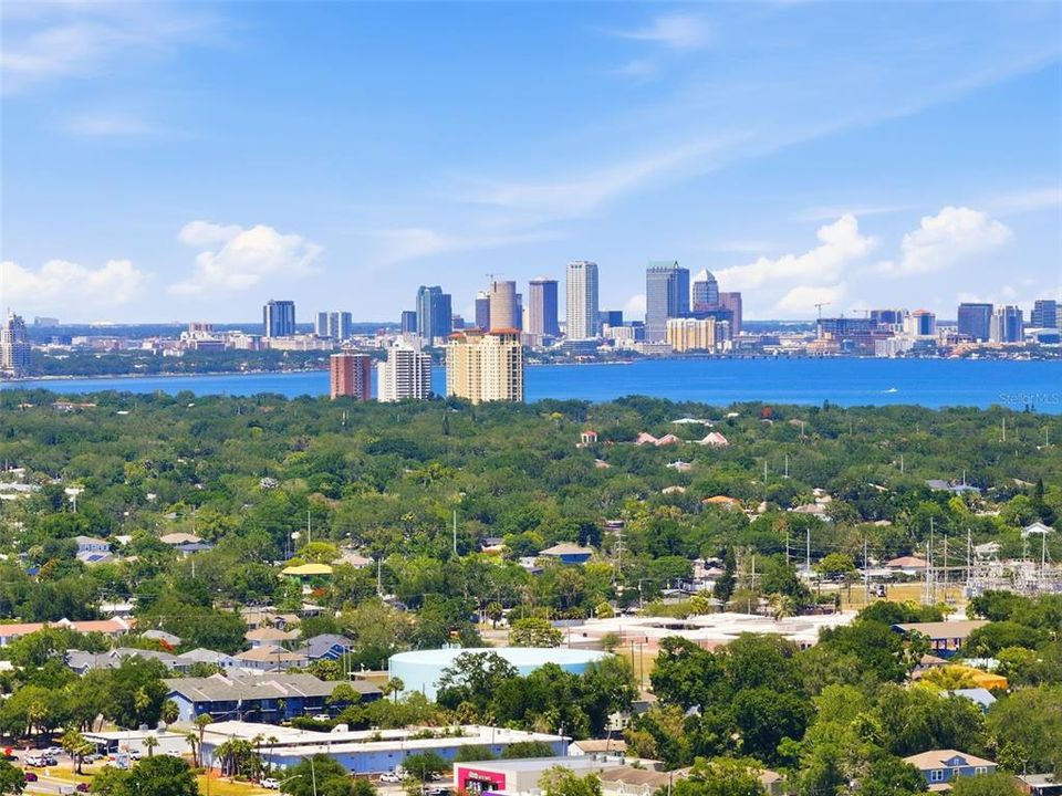 For Sale: $339,900 (2 beds, 2 baths, 1264 Square Feet)