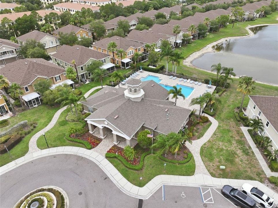 For Sale: $339,900 (2 beds, 2 baths, 1264 Square Feet)