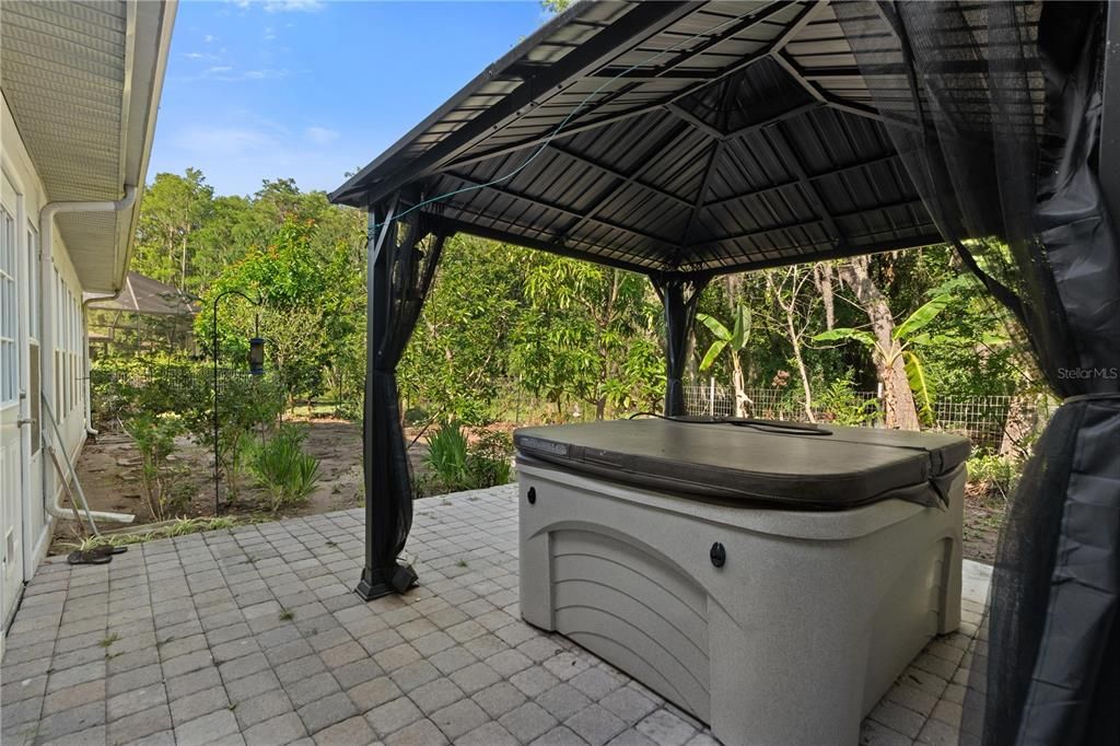 En Venta: $479,900 (4 camas, 2 baños, 2249 Pies cuadrados)