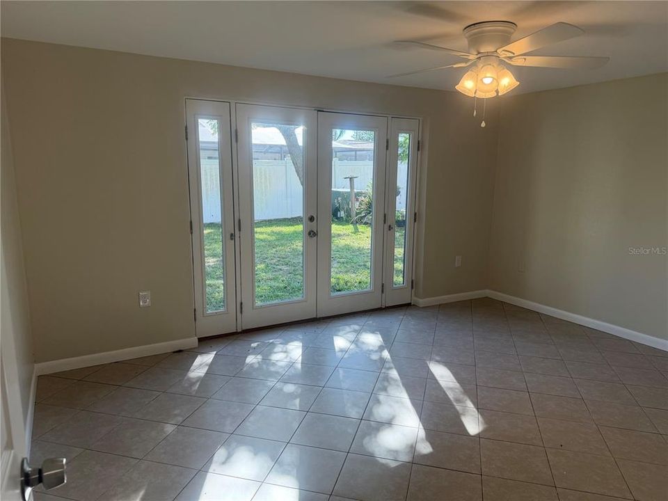 For Sale: $299,000 (4 beds, 2 baths, 1847 Square Feet)