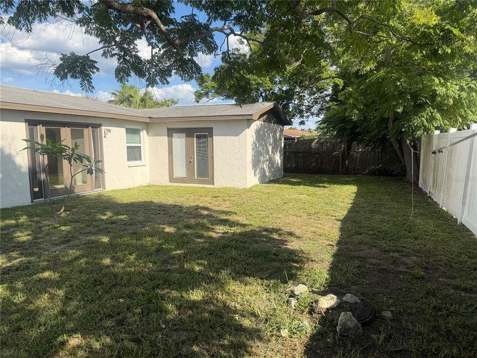 For Sale: $299,000 (4 beds, 2 baths, 1847 Square Feet)