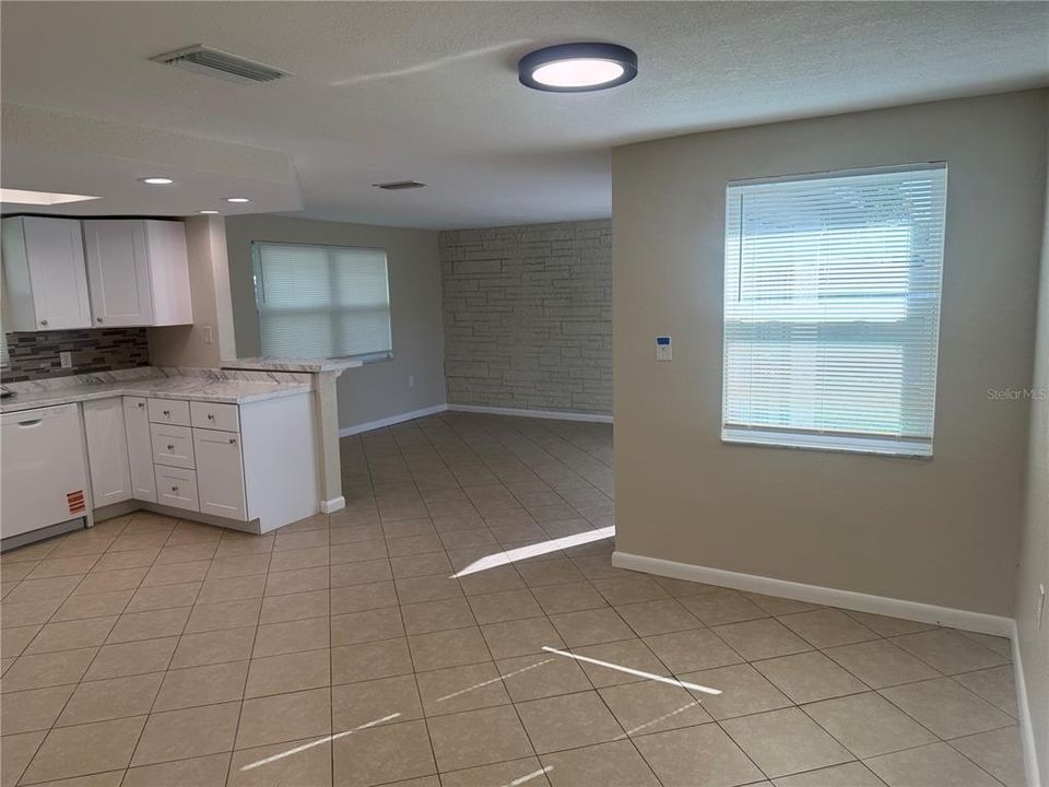 For Sale: $299,000 (4 beds, 2 baths, 1847 Square Feet)