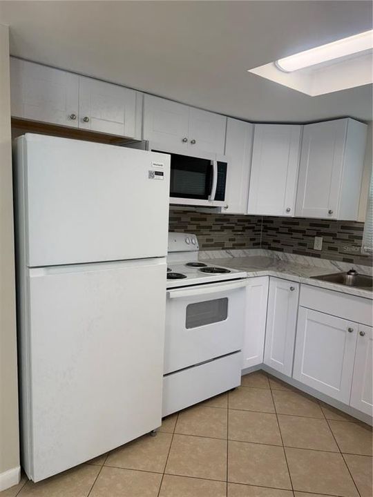 For Sale: $299,000 (4 beds, 2 baths, 1847 Square Feet)
