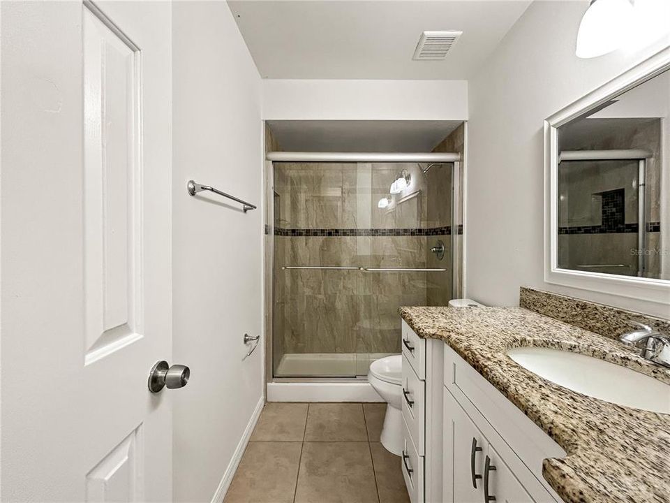 For Sale: $275,900 (3 beds, 2 baths, 1614 Square Feet)