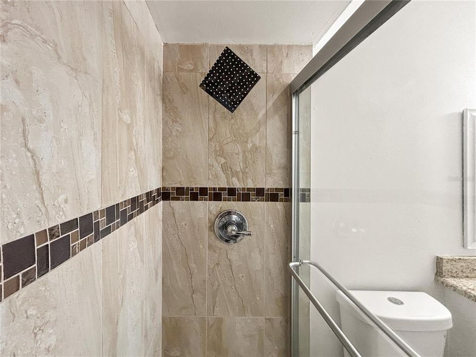 For Sale: $275,900 (3 beds, 2 baths, 1614 Square Feet)