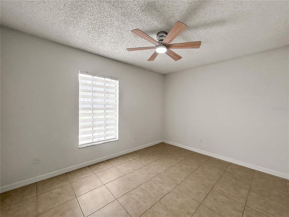 For Sale: $275,900 (3 beds, 2 baths, 1614 Square Feet)
