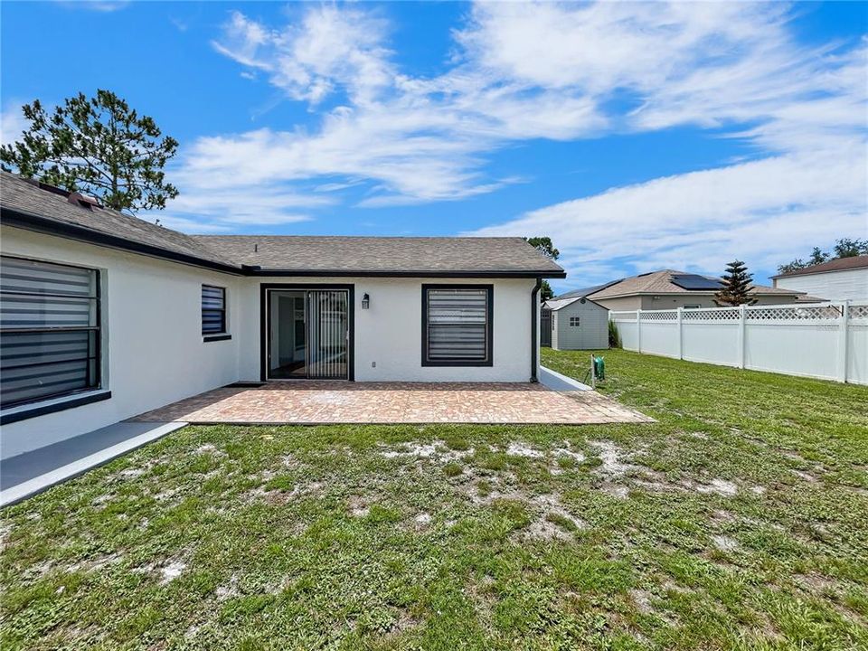 For Sale: $275,900 (3 beds, 2 baths, 1614 Square Feet)