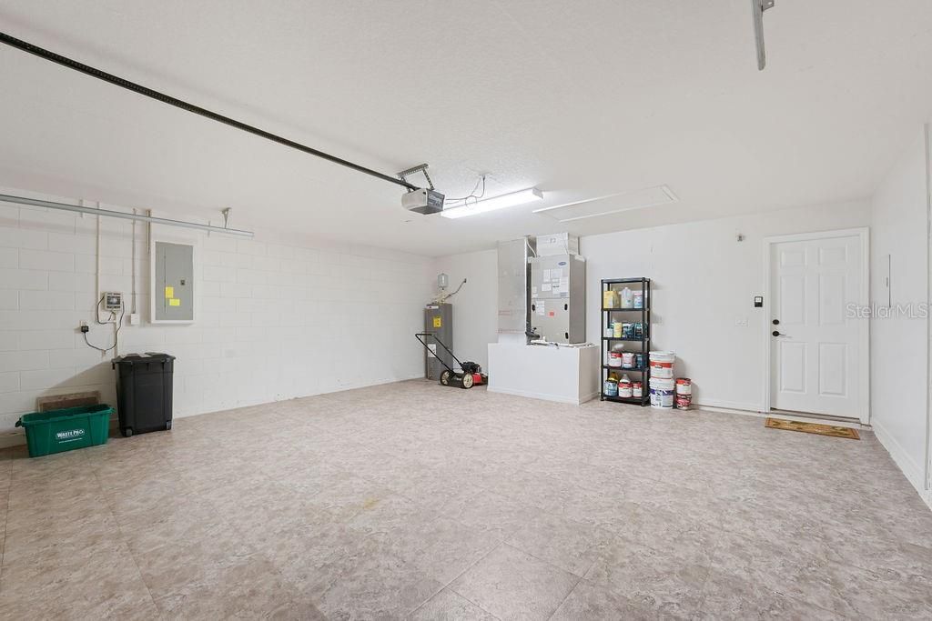 На продажу: $389,000 (4 спален, 2 ванн, 2439 Квадратных фут)