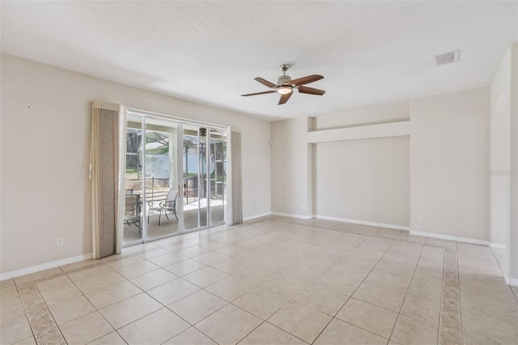 For Rent: $3,475 (5 beds, 4 baths, 3807 Square Feet)