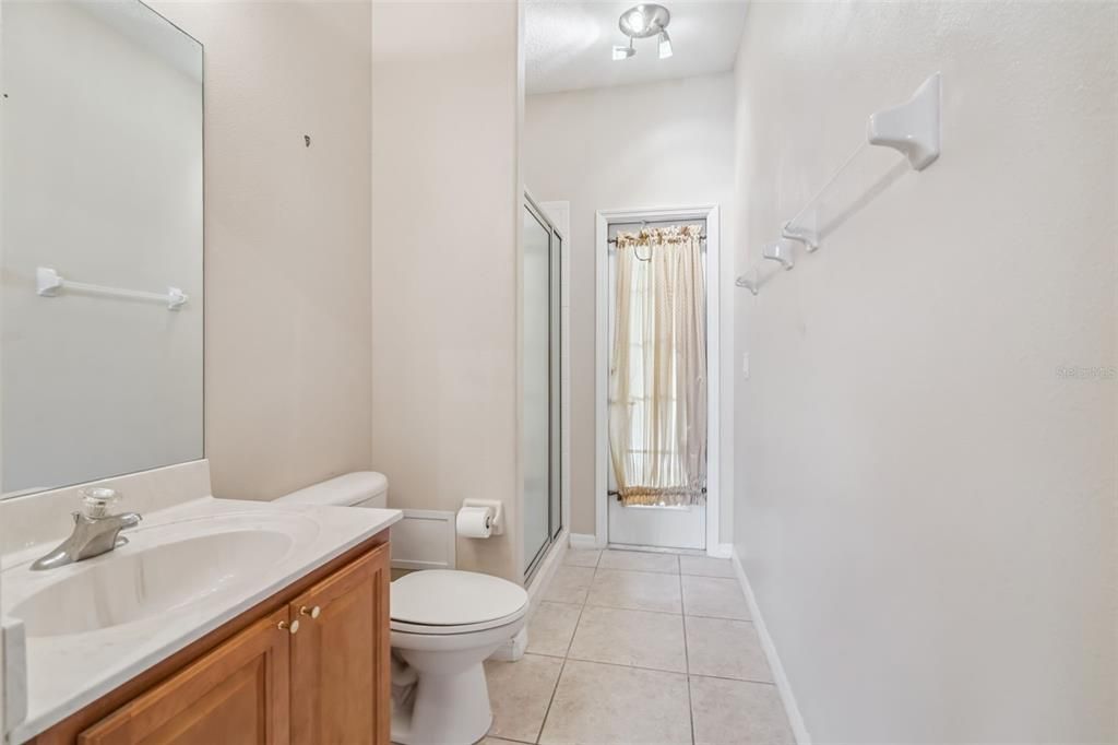 For Rent: $3,475 (5 beds, 4 baths, 3807 Square Feet)