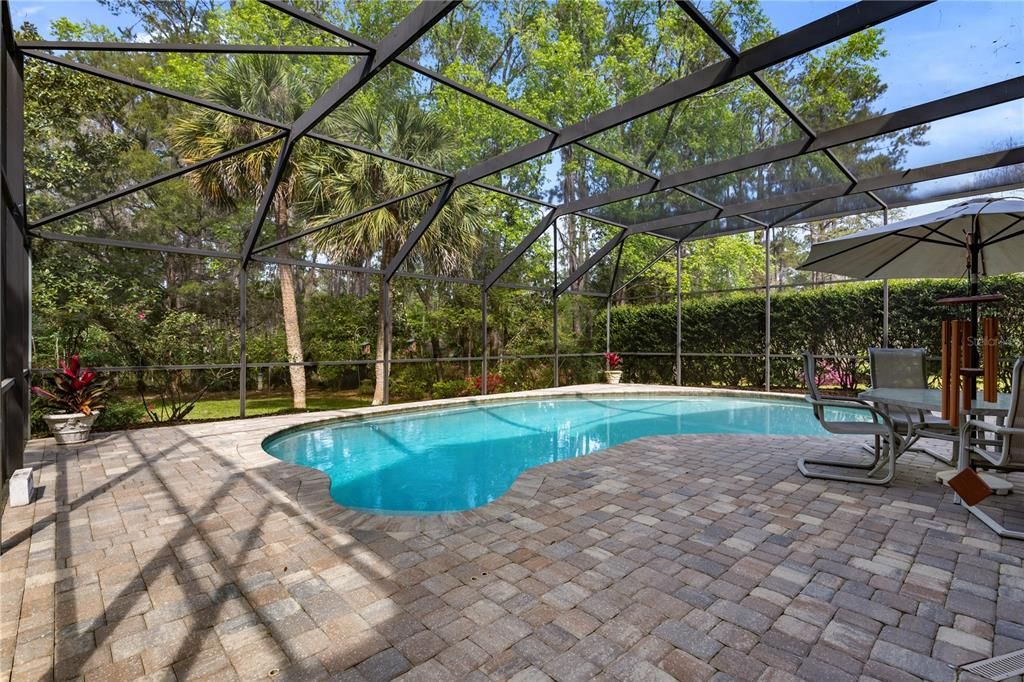 En Venta: $895,000 (4 camas, 3 baños, 3267 Pies cuadrados)