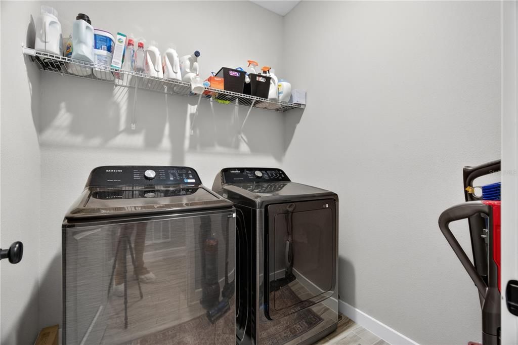For Sale: $524,990 (4 beds, 2 baths, 1916 Square Feet)