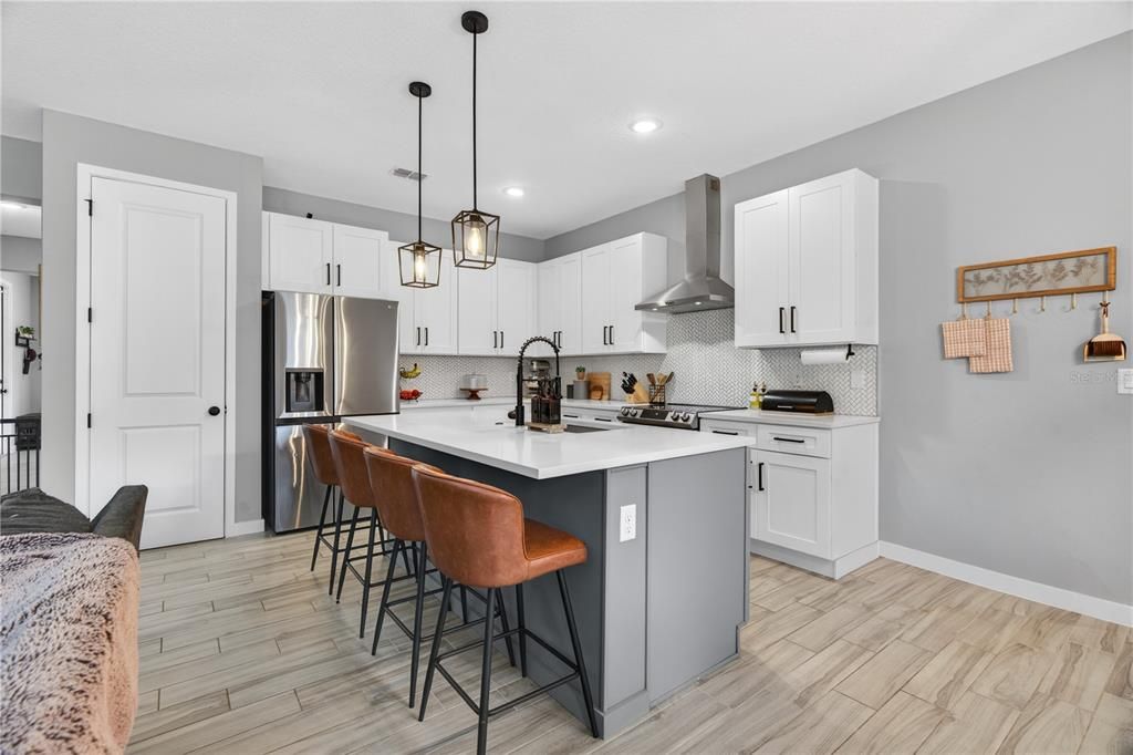 For Sale: $524,990 (4 beds, 2 baths, 1916 Square Feet)