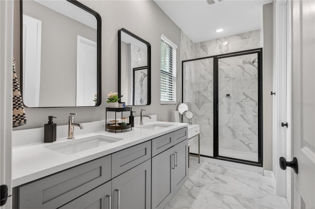For Sale: $524,990 (4 beds, 2 baths, 1916 Square Feet)