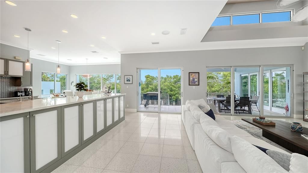 For Sale: $2,795,000 (4 beds, 3 baths, 3083 Square Feet)