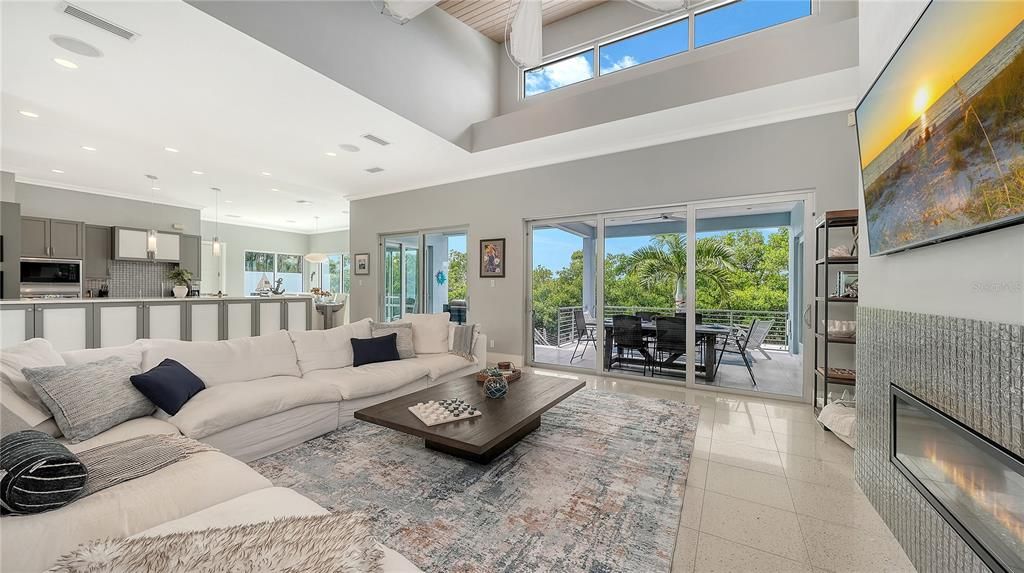 For Sale: $2,795,000 (4 beds, 3 baths, 3083 Square Feet)